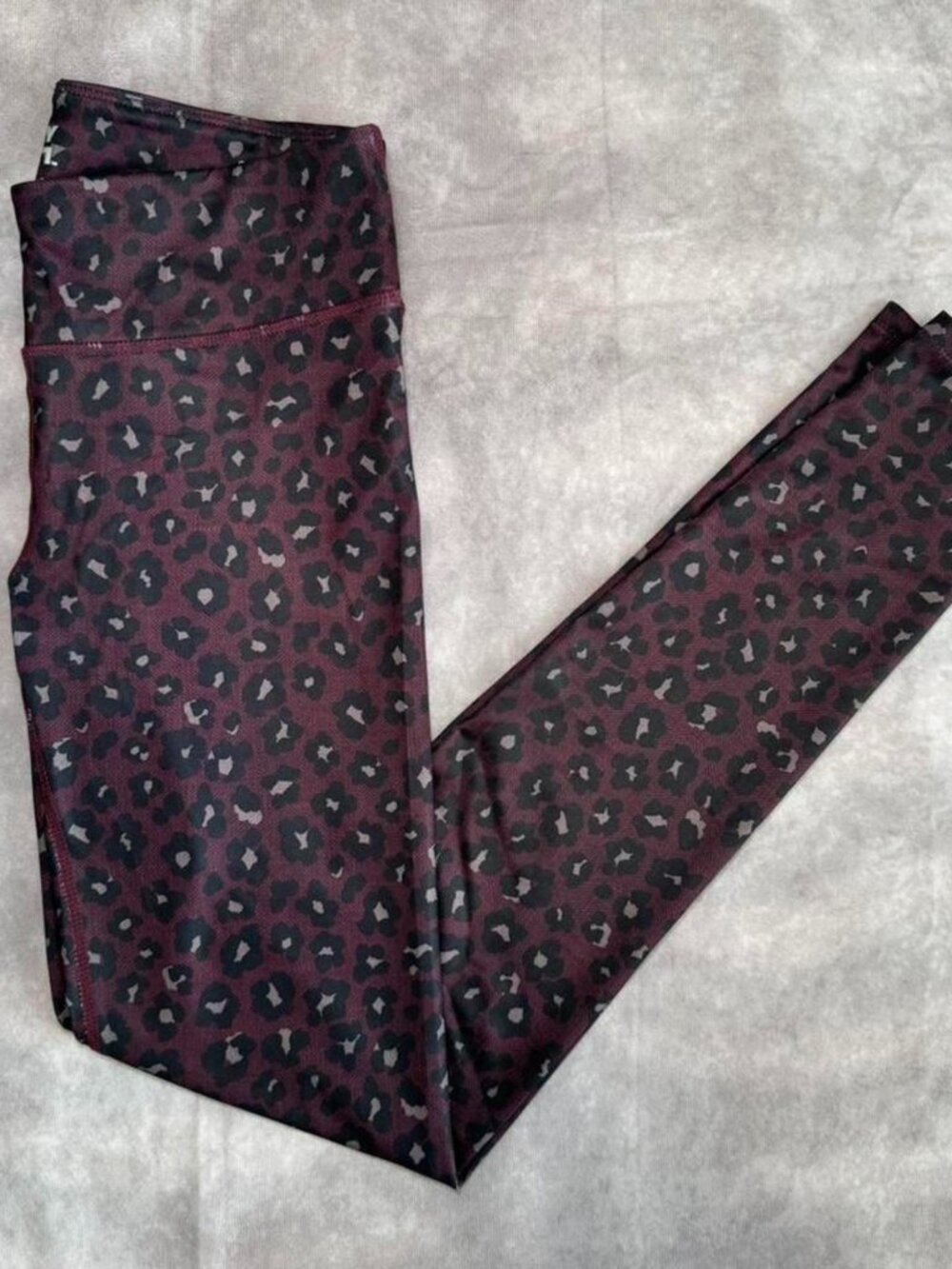 JoyLab Cheetah Maroon Red Wine & Black Mid Rise Leggings, Size XS